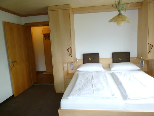 Das Doppelzimmer Nr. 4, drittes Bild Bild drei vom Doppelzimmer Nr. 4