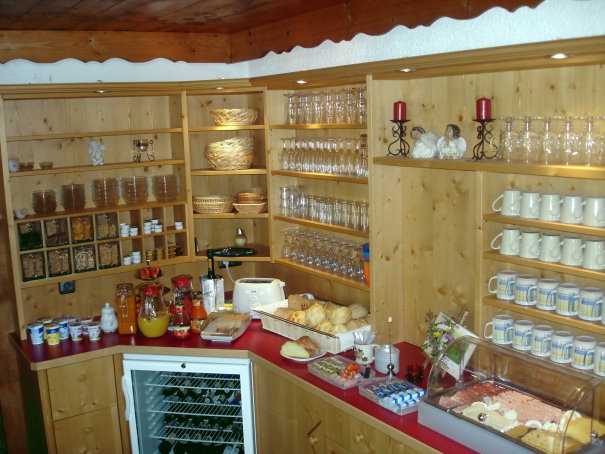 Das Frühstücksbuffet im Gästehaus Säntisblick Das Frühstücksbuffet